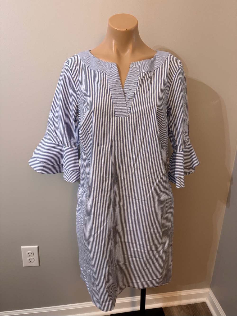 Talbots Blue White Pinstripe Dress Ruffle Trumpet Sleeves 6